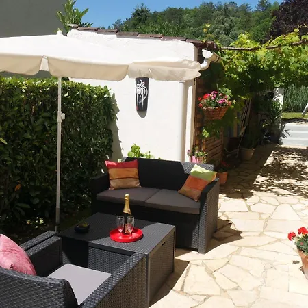 Le Balcon Des Jasss B&B *